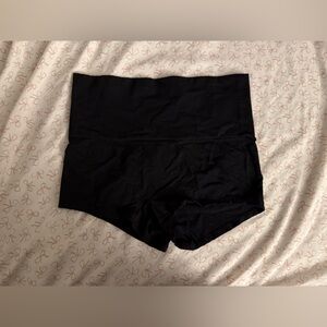 PINK Seamless Shape Boyshort Panties